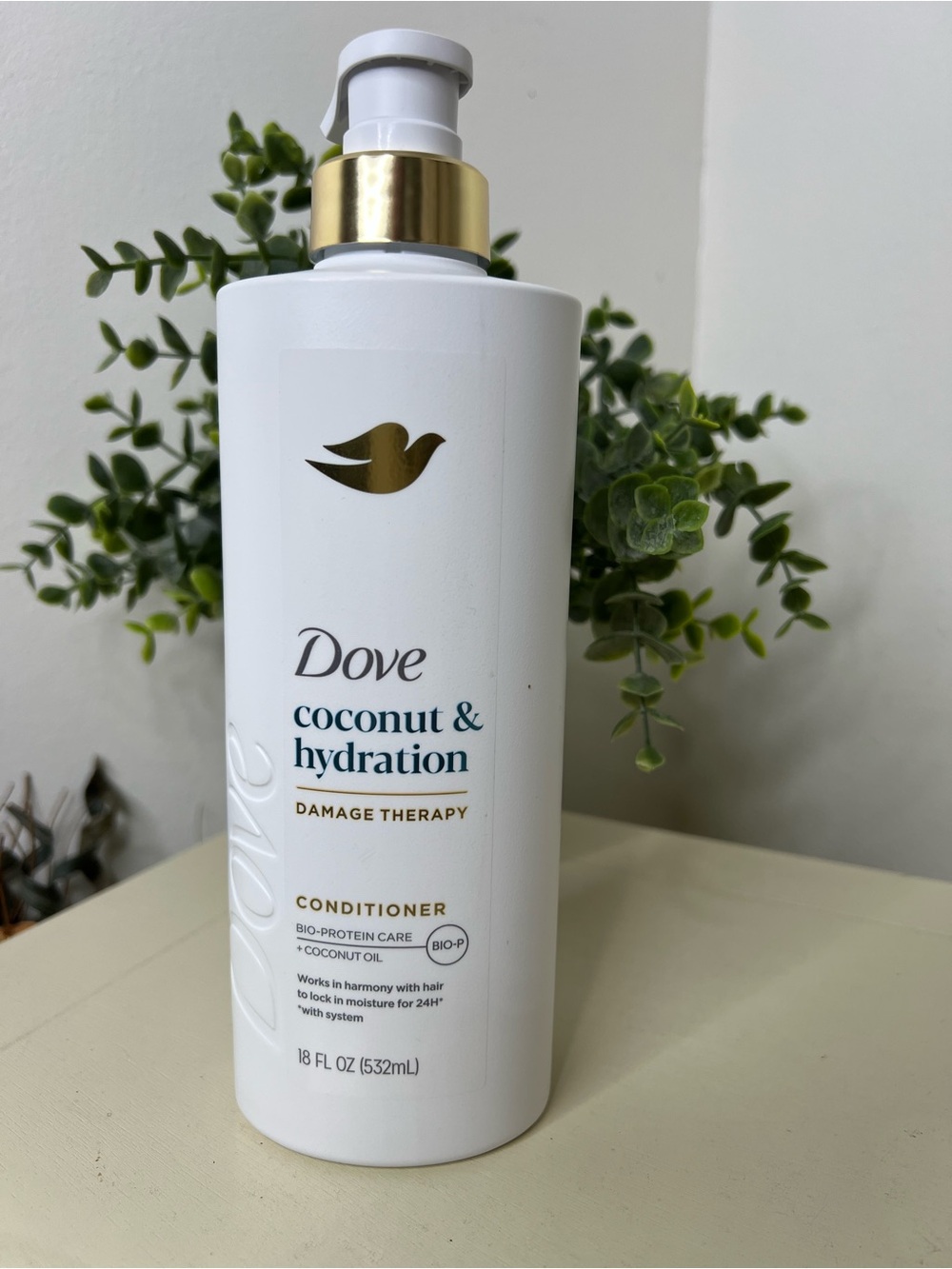 Brand new-Dove Damage Therapy Coconut & Hydration Conditioner
